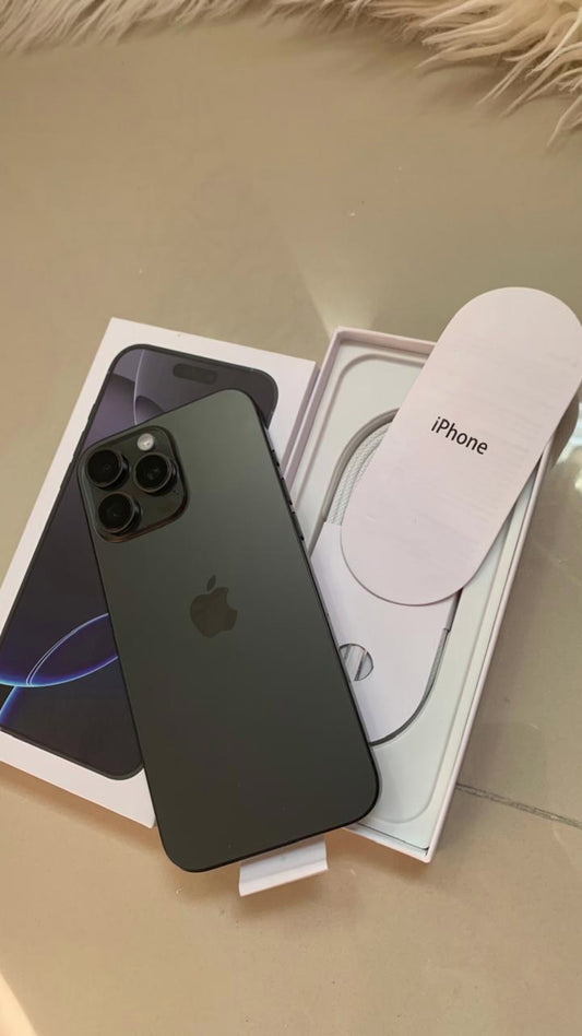 iPhone 16 Pro Max 256GB / 512GB / 1TB – Used, Like New Condition (9.8/10) with Box & Accessories